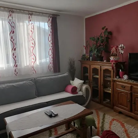 Privatna Kuca Elez *